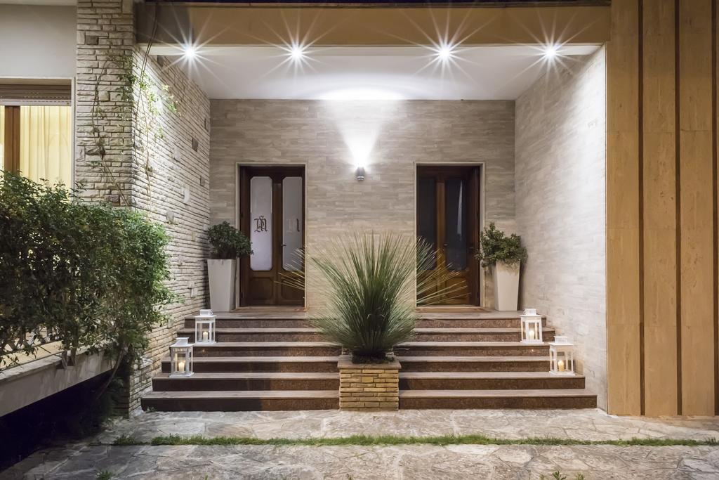 Villa Lazzari B&B Tra I Due Mari Maglie Exterior photo